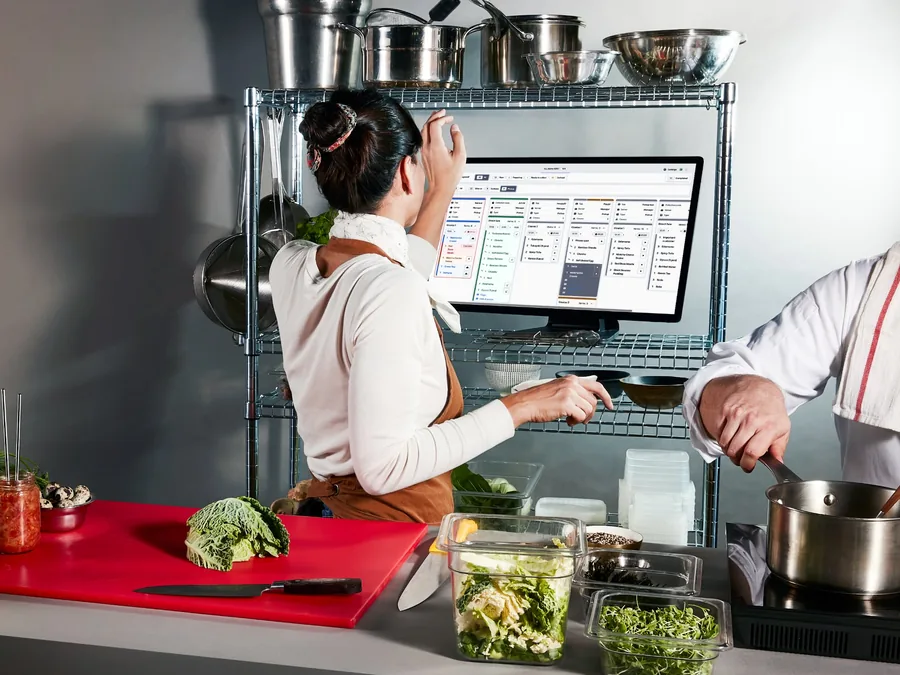 Écran de cuisine Lightspeed affichant les commandes en cours
